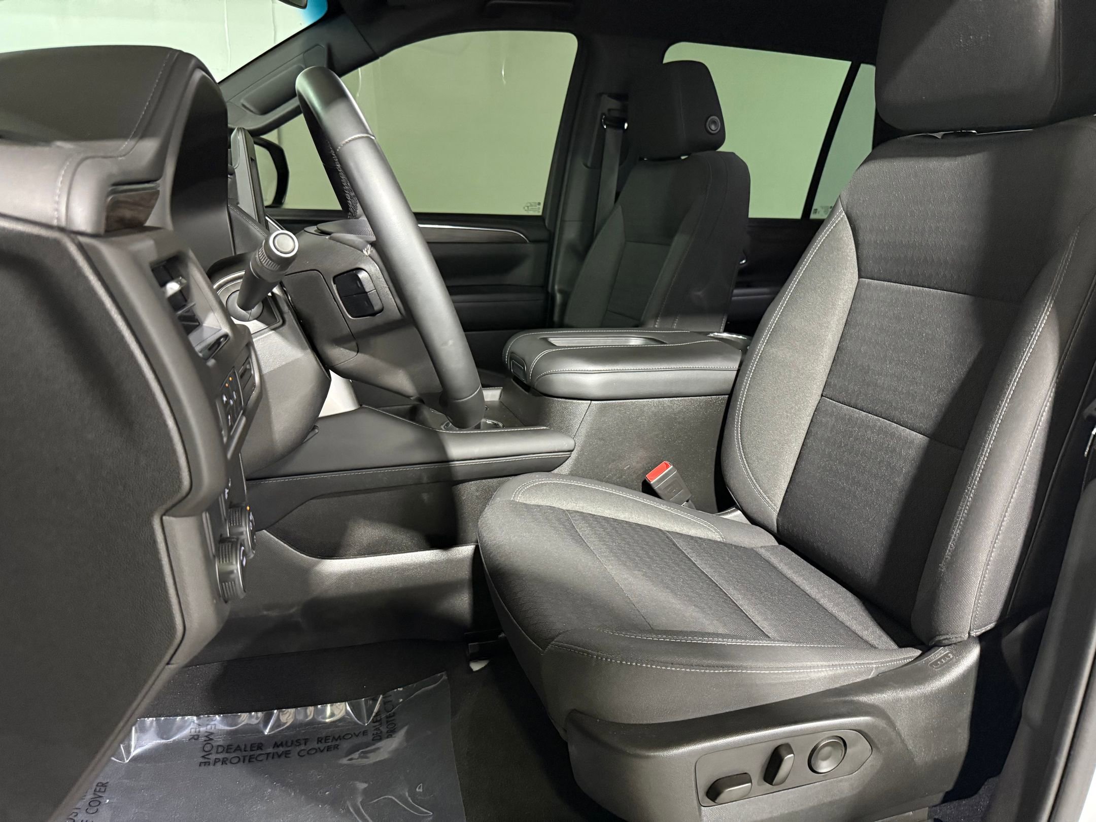 2023 Chevrolet Tahoe LS photo 3