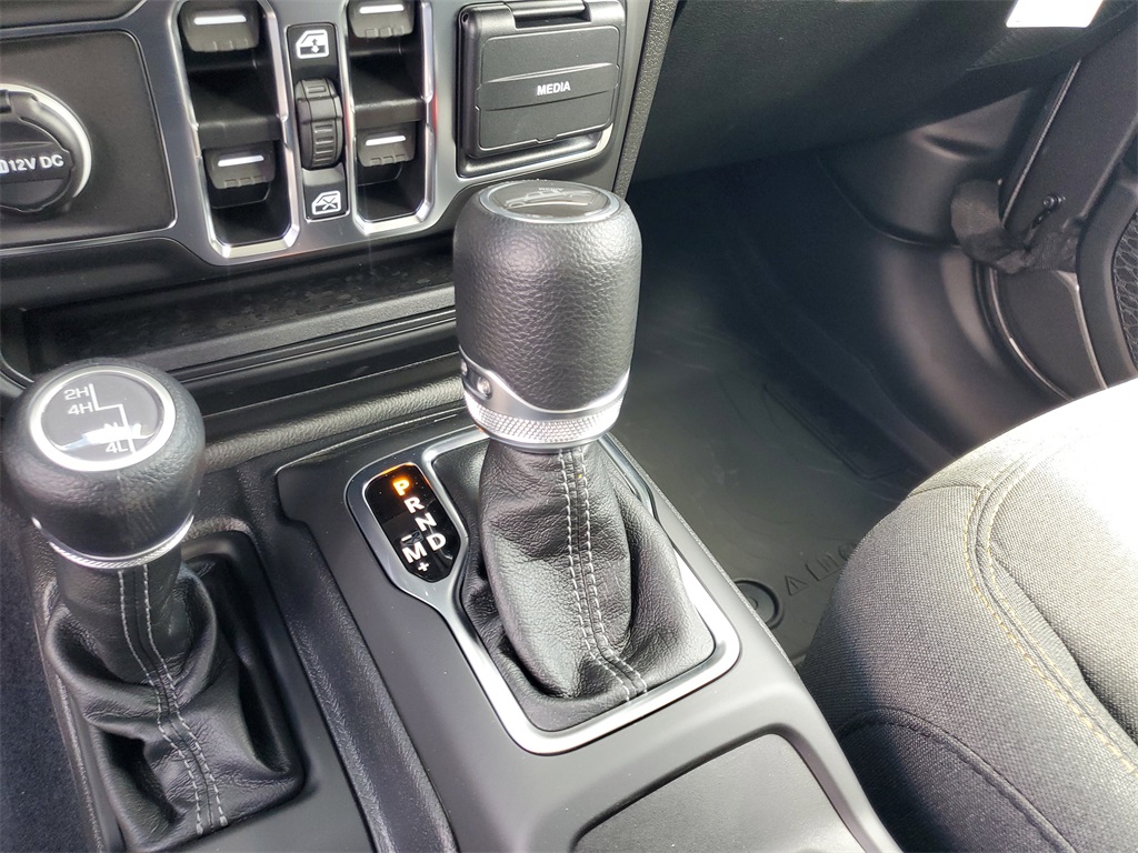 2025 Jeep Gladiator Sport photo 17