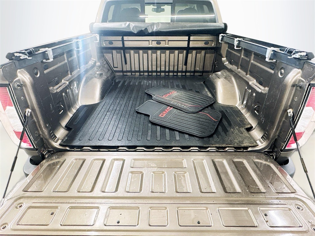 2016 Gmc Canyon SLT photo 21