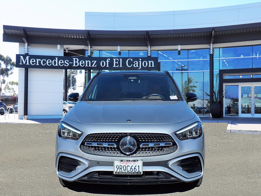 2025 Mercedes Benz GLA 250 4MATIC photo 2