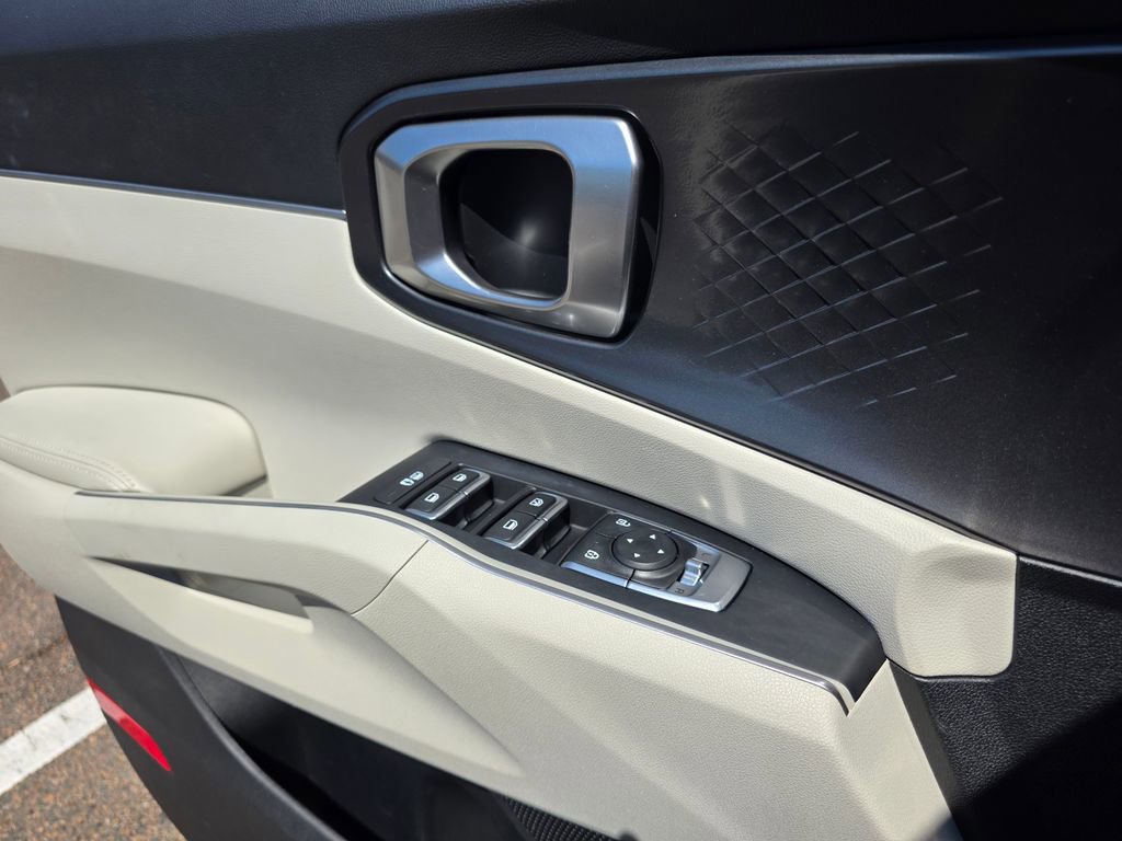2022 Kia Sorento S photo 13