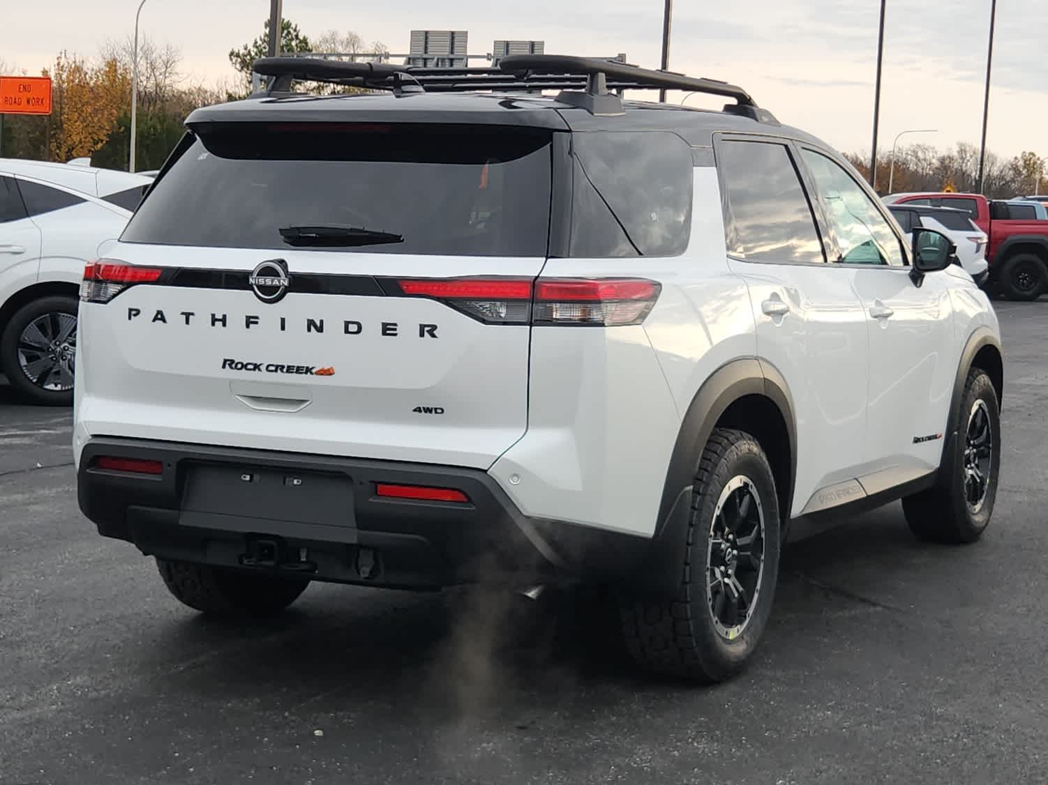 2025 Nissan Pathfinder Rock Creek photo 3