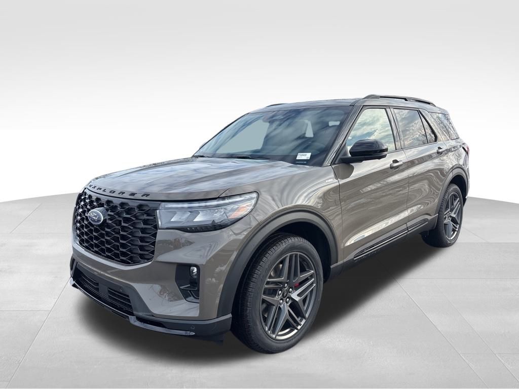 2026 Ford Explorer ST-LINE's photo
