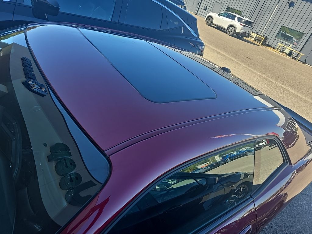 2023 Dodge Challenger R/T photo 2