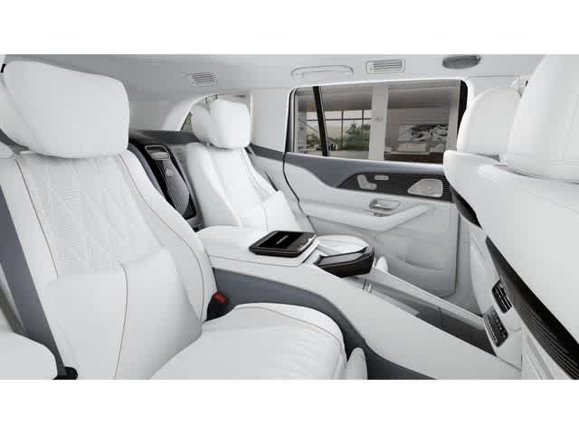2025 Mercedes Benz GLS Maybach 600 photo 4