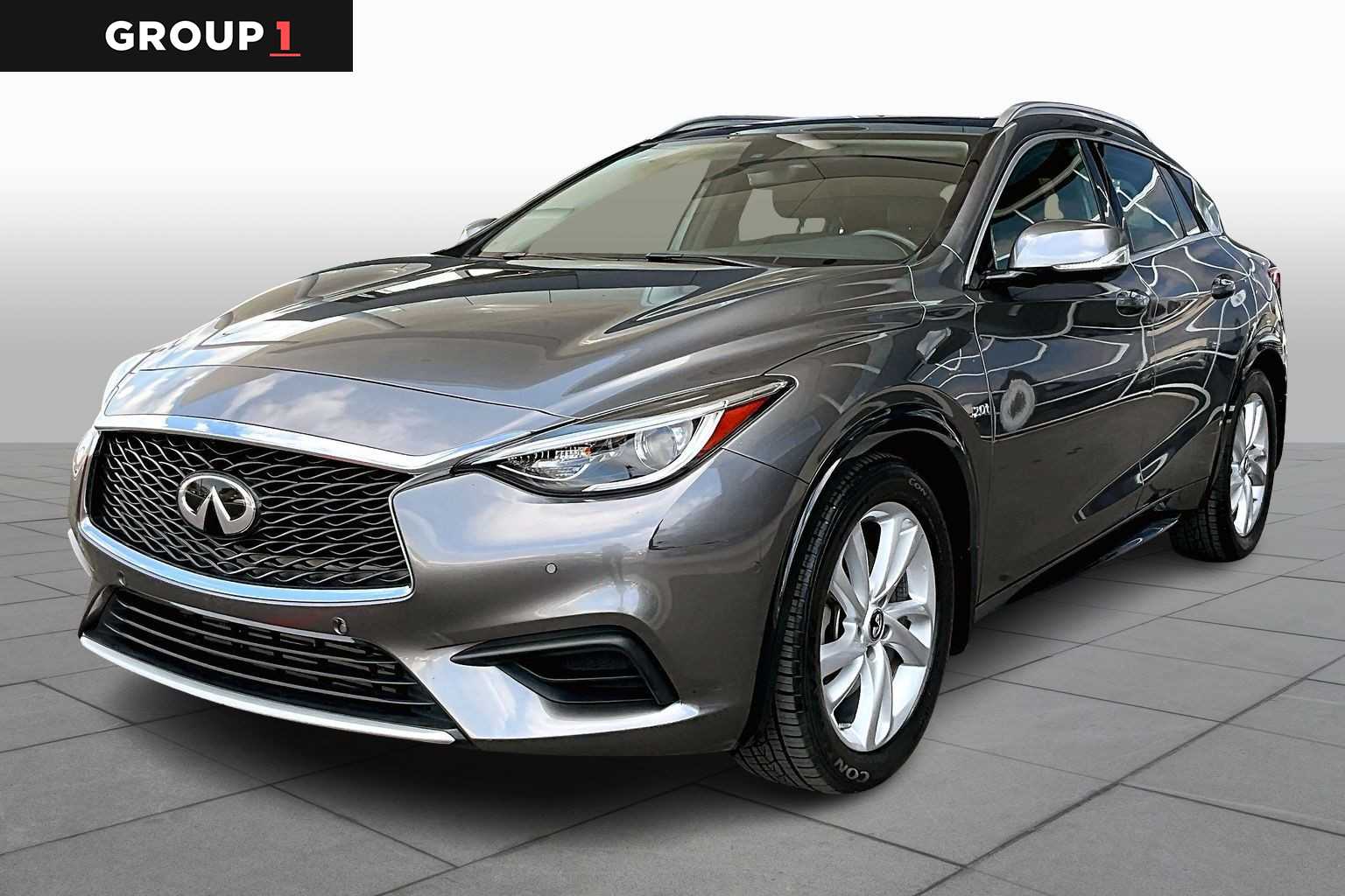 2019 INFINITI QX30's photo