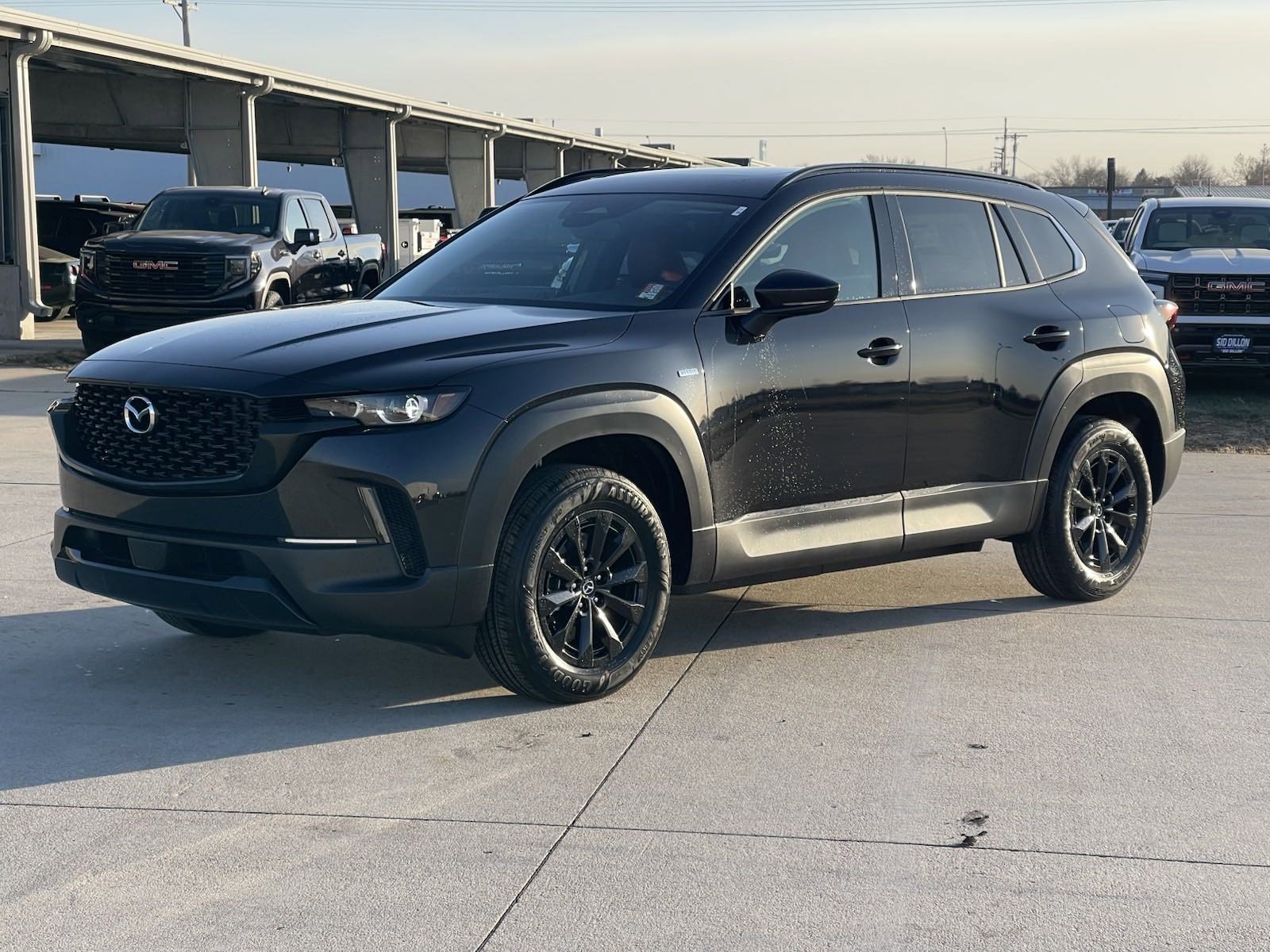 2025 Mazda CX-50 Premium's photo
