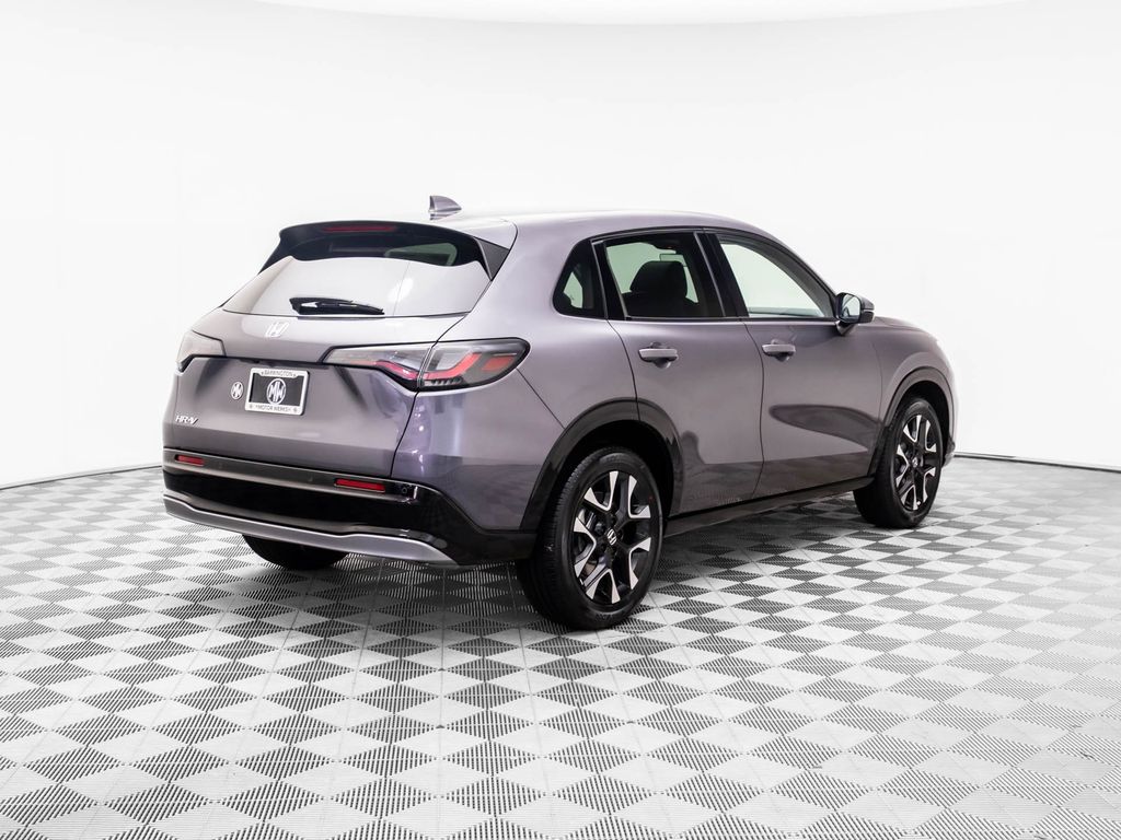 2026 Honda HR-V EX-L photo 4