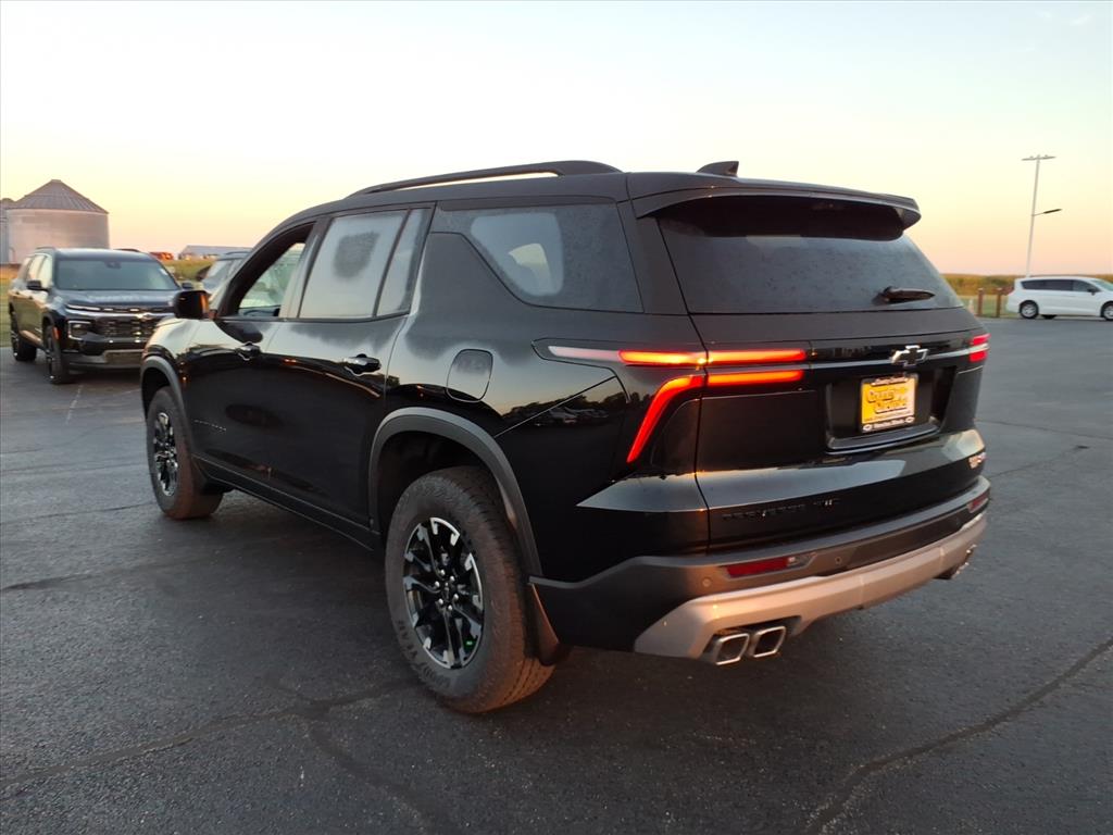 2026 Chevrolet Traverse Z71 photo 3