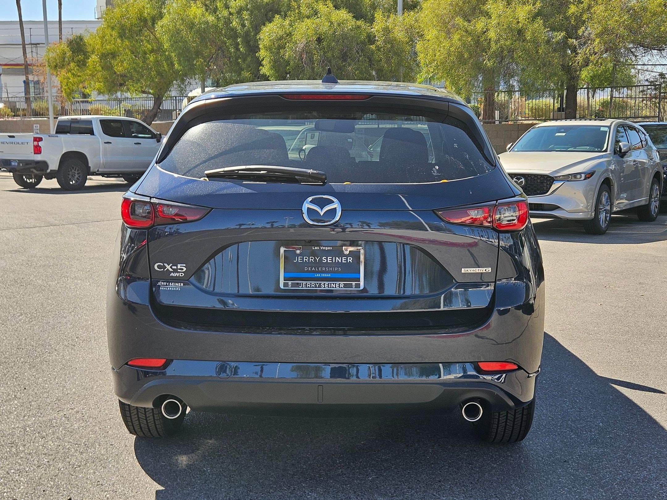 2025 Mazda CX-5 2.5 S Preferred photo 4