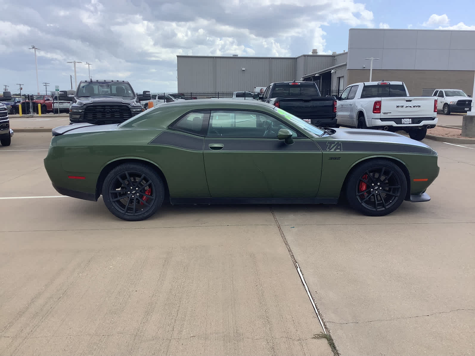 2022 Dodge Challenger R/T Scat Pack photo 5
