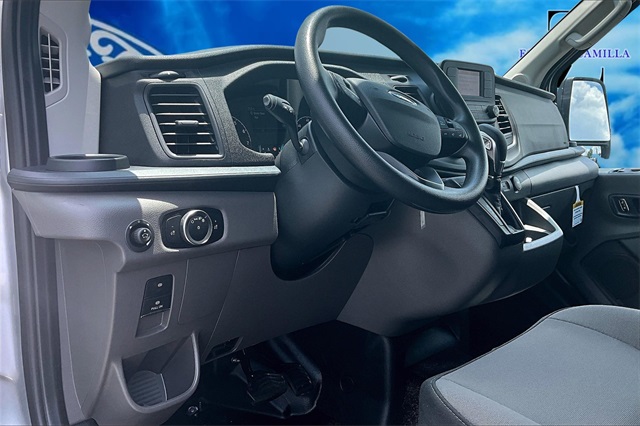 2025 Ford Transit photo 6