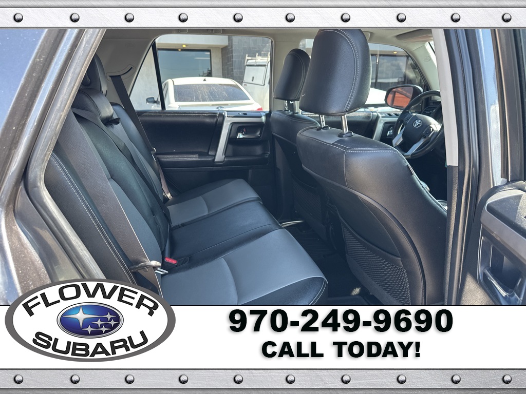 2016 Toyota 4Runner SR5 Premium photo 12