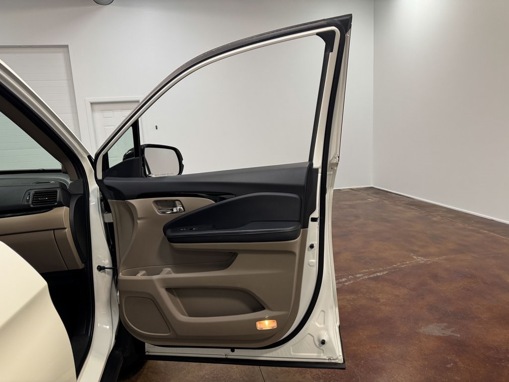 2019 Honda Ridgeline RTL-E photo 56