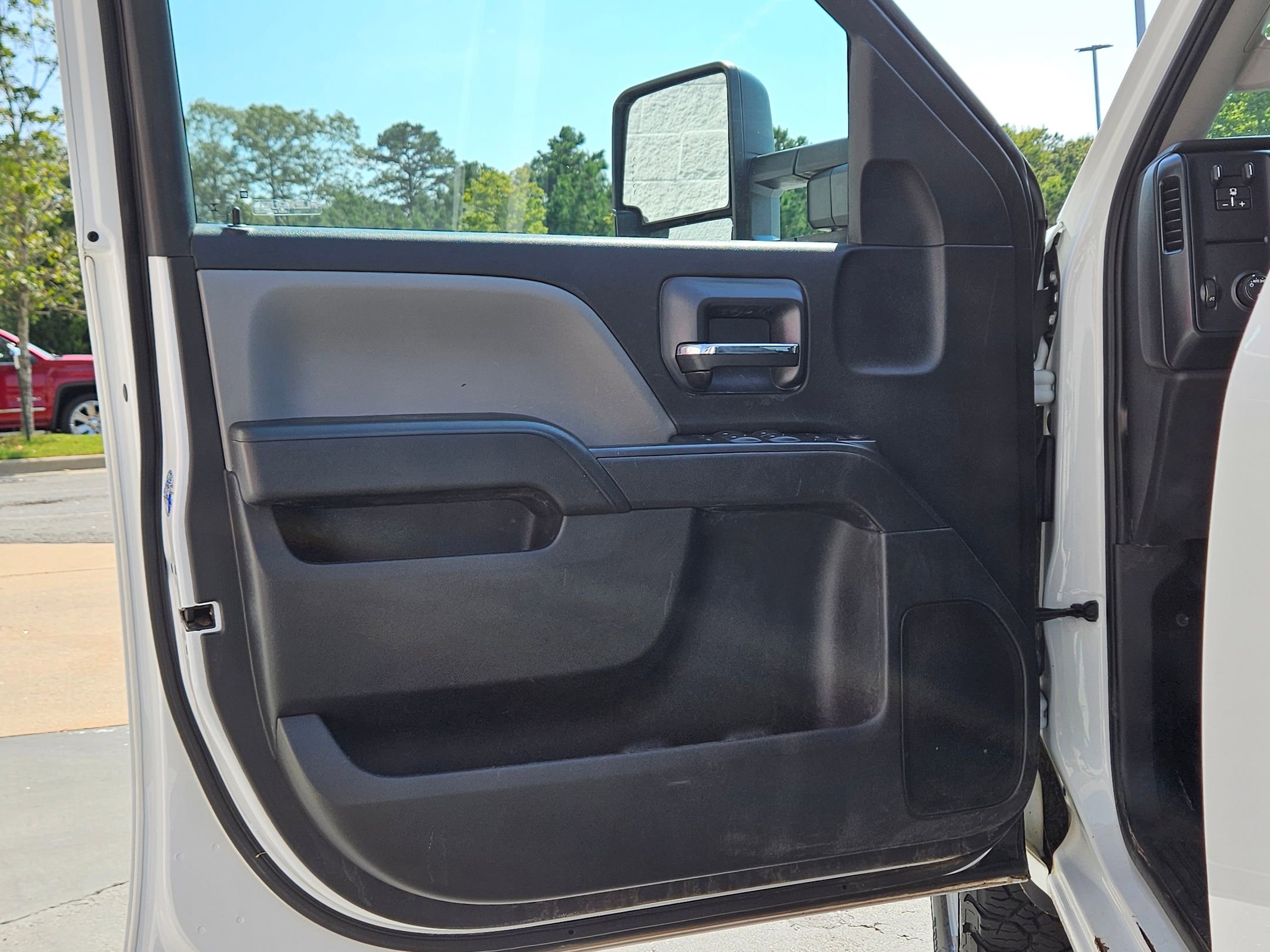 2019 Gmc Sierra HD Base photo 16