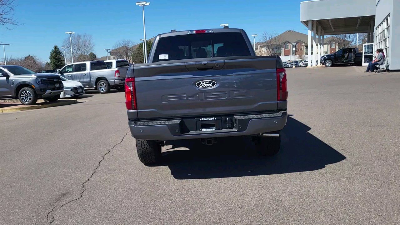 2025 Ford F-150 XLT photo 4