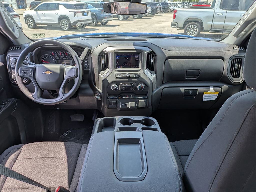 2025 Chevrolet Silverado 1500 Custom photo 22
