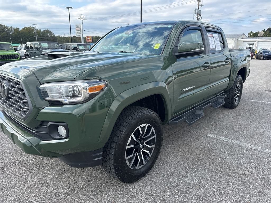 2021 Toyota Tacoma TRD Sport photo 4
