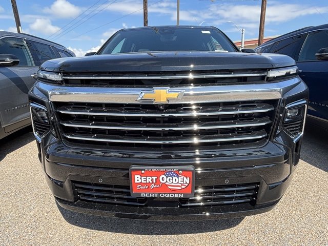 2026 Chevrolet Traverse High Country photo 3