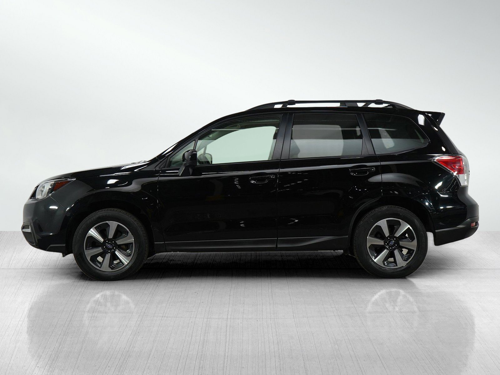 Used 2017 Subaru Forester Premium with VIN JF2SJAGC3HH475071 for sale in South Saint Paul, Minnesota
