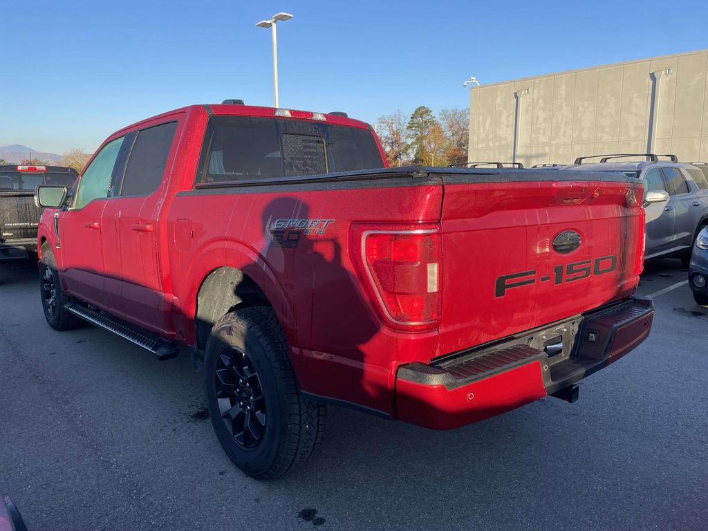 2022 Ford F-150 XLT photo 2