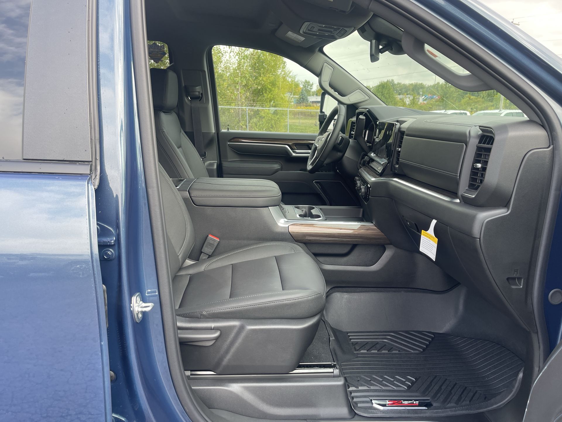 2026 Chevrolet Silverado 2500HD LT photo 50