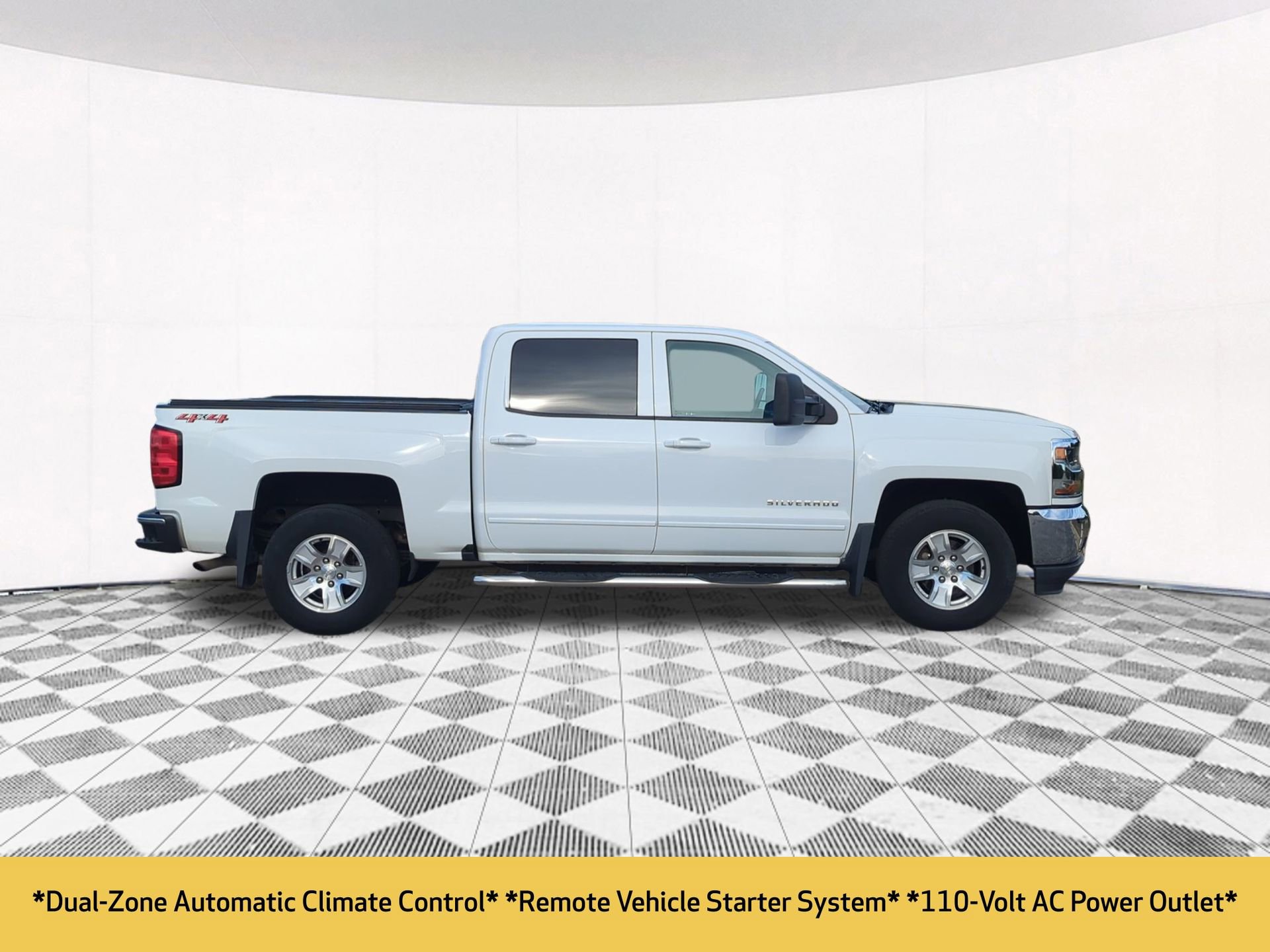 2018 Chevrolet Silverado 1500 LT photo 3