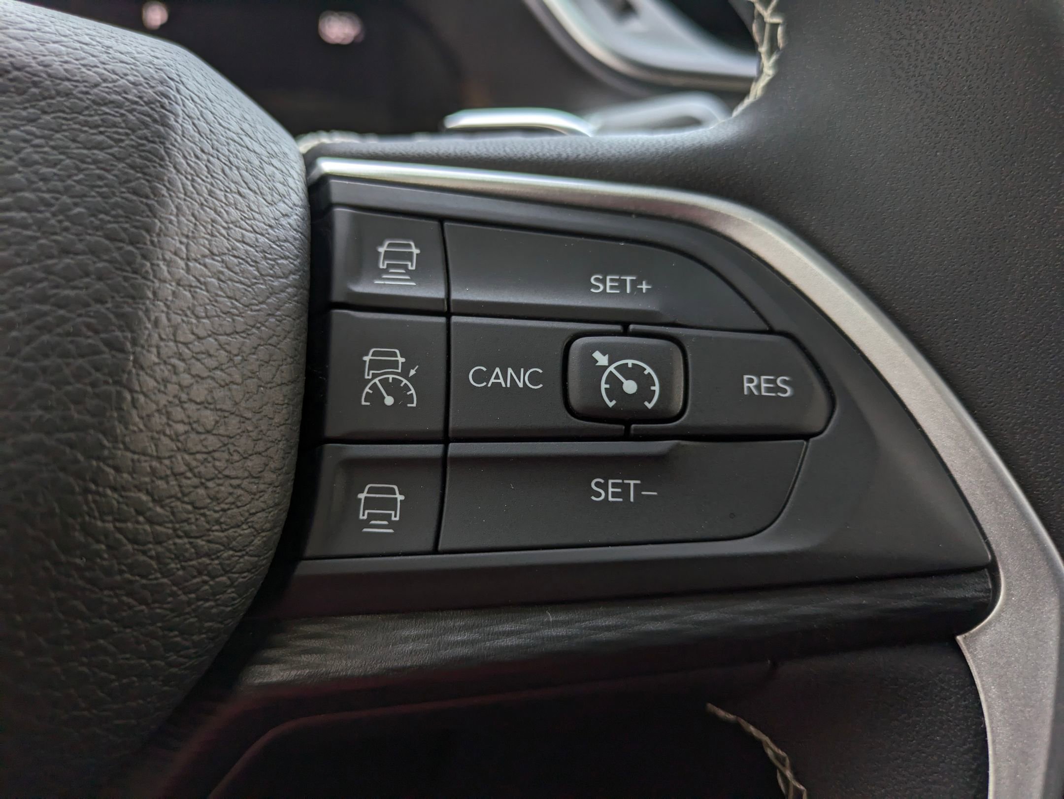 2023 Jeep Grand Cherokee Laredo photo 25