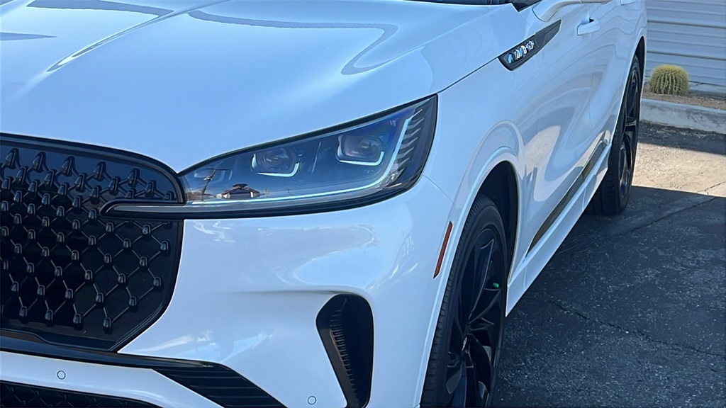 2025 Lincoln Aviator Reserve photo 4