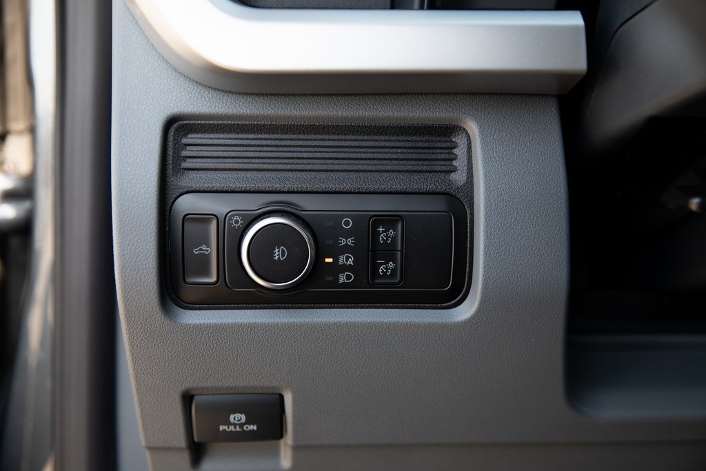 2025 Ford F-350 XLT photo 45