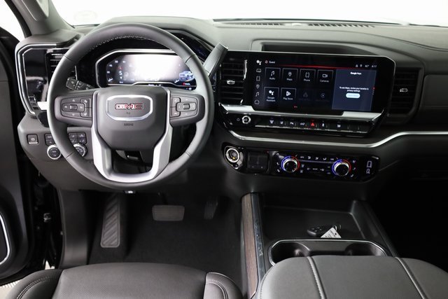 2025 Gmc Sierra 2500 HD SLT photo 2