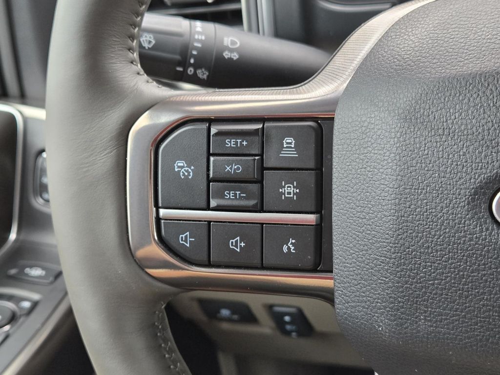 2025 Ford F-250 Platinum photo 23