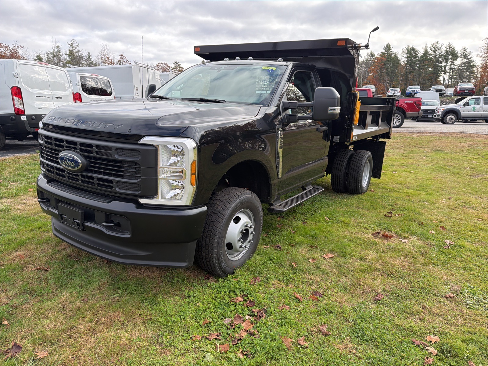 2026 Ford F-350 XL photo 3