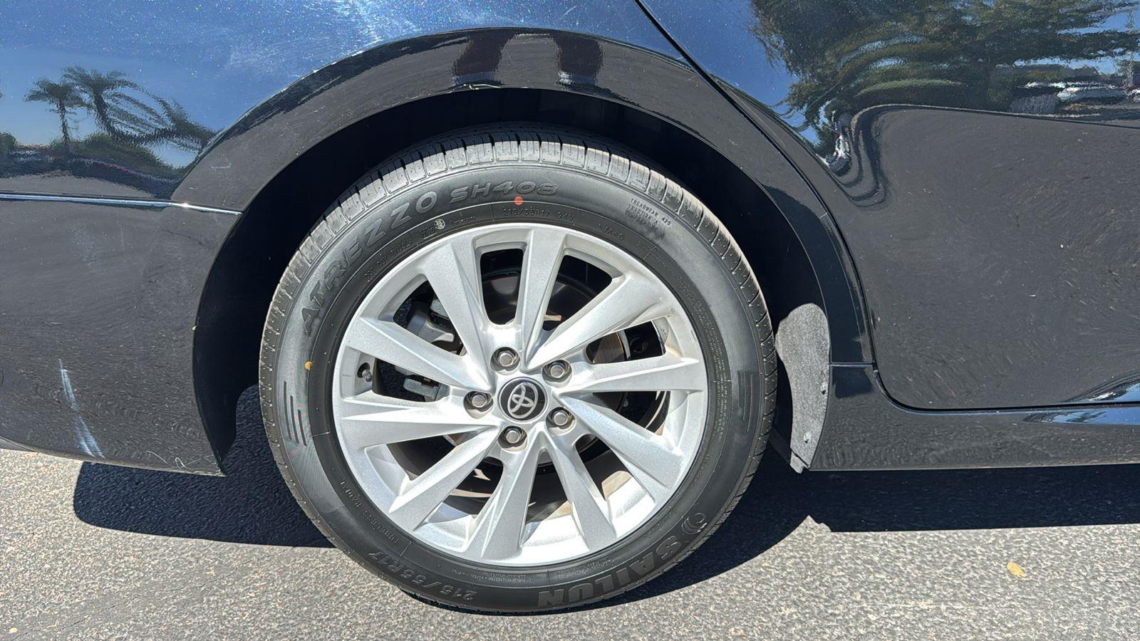 2024 Toyota Camry LE photo 5