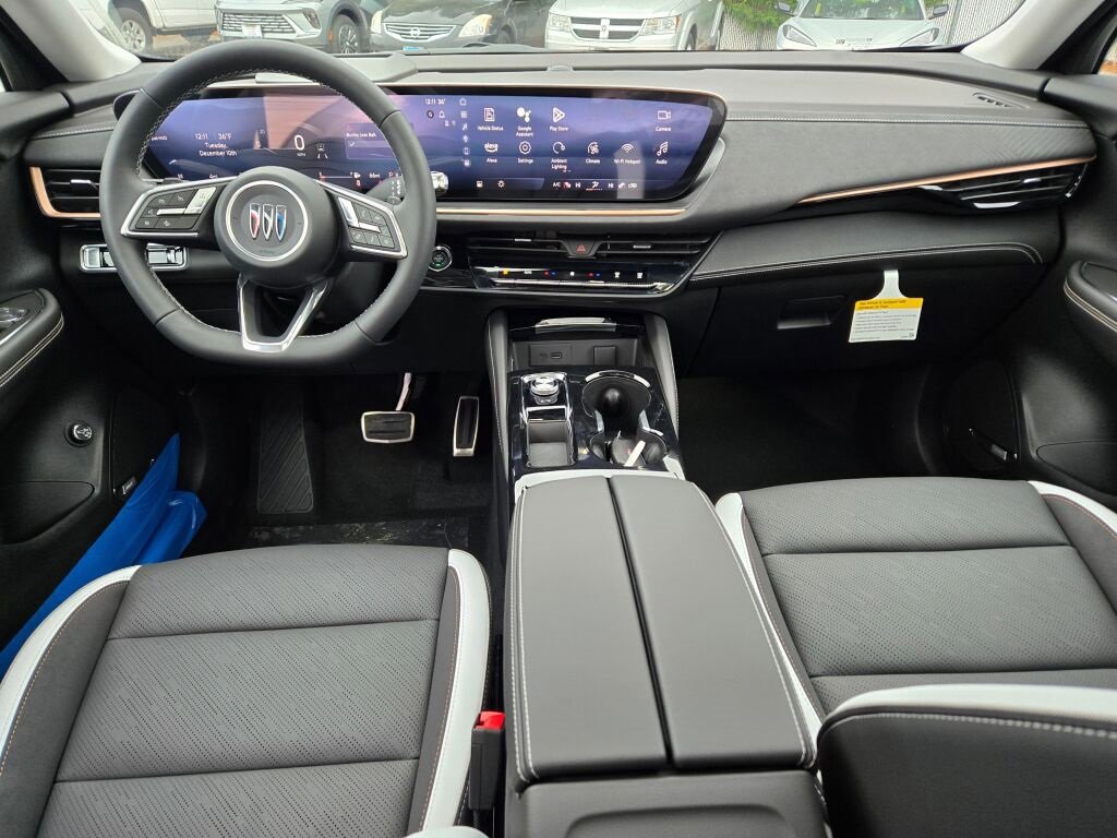 2025 Buick Envision Sport Touring photo 17