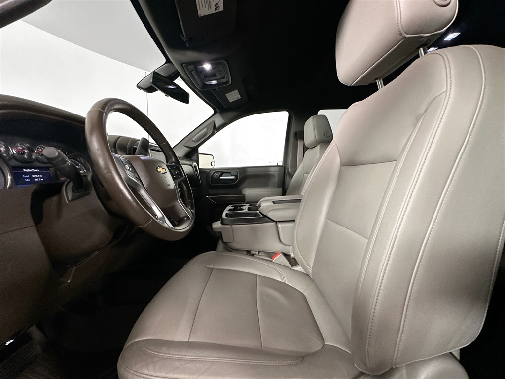 2020 Chevrolet Silverado 1500 LT photo 11
