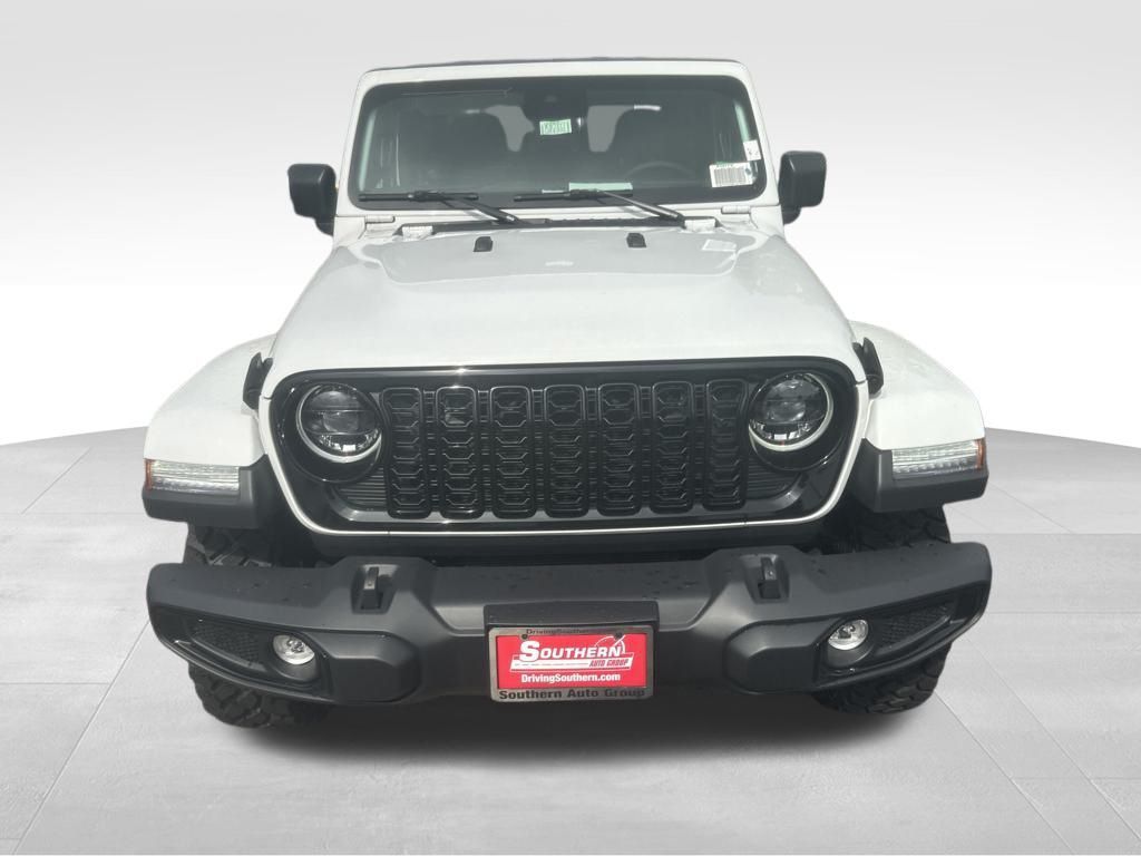 2025 Jeep Gladiator Willys photo 21