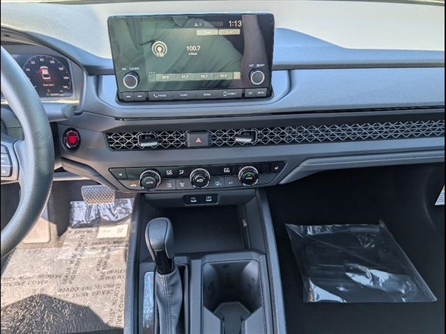 2025 Honda Accord 1.5T SE photo 13