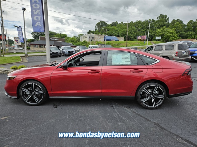 2025 Honda Accord Hybrid Sport photo 2