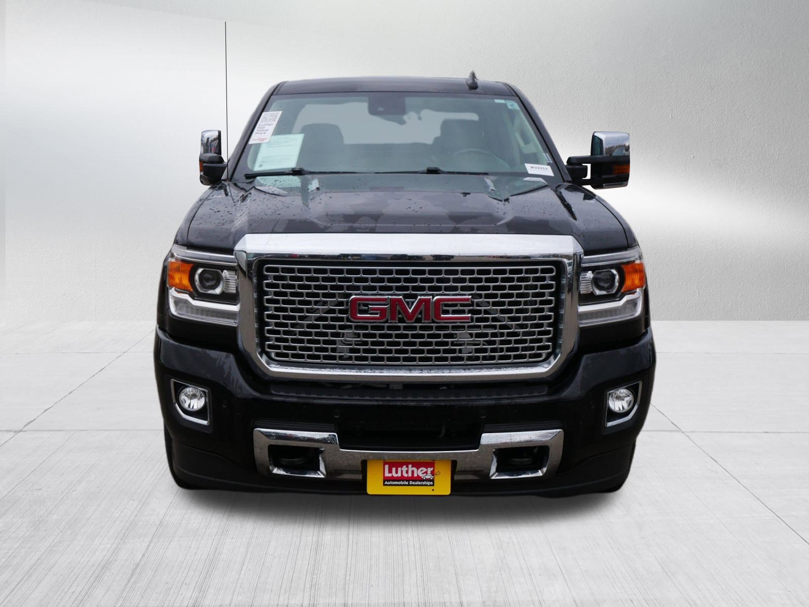 2015 Gmc Sierra Denali photo 2