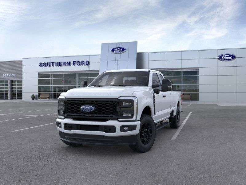 2025 Ford F-350 photo 2