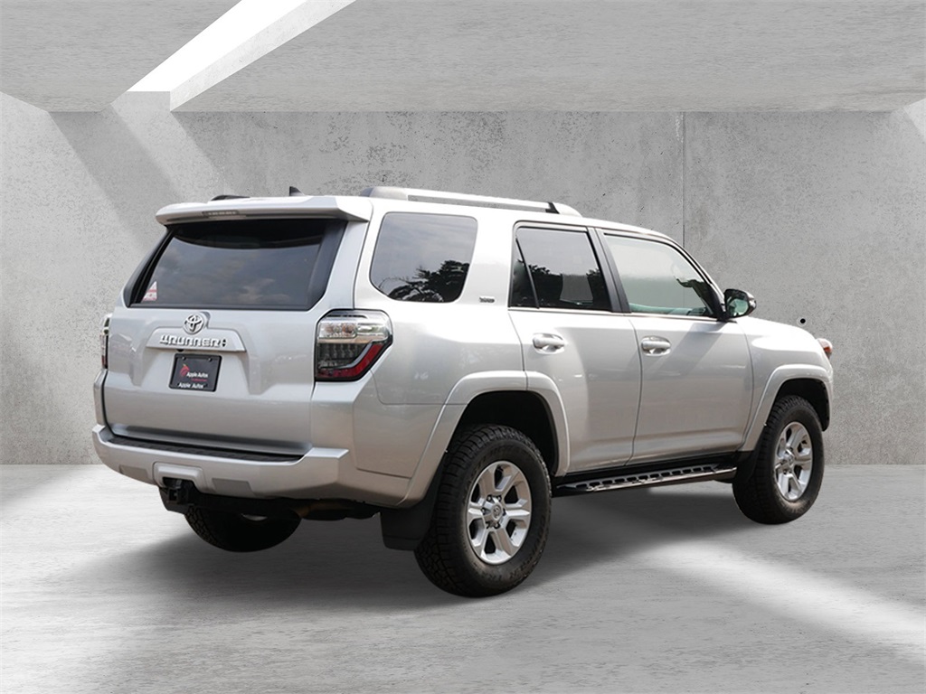 2022 Toyota 4Runner SR5 Premium photo 3