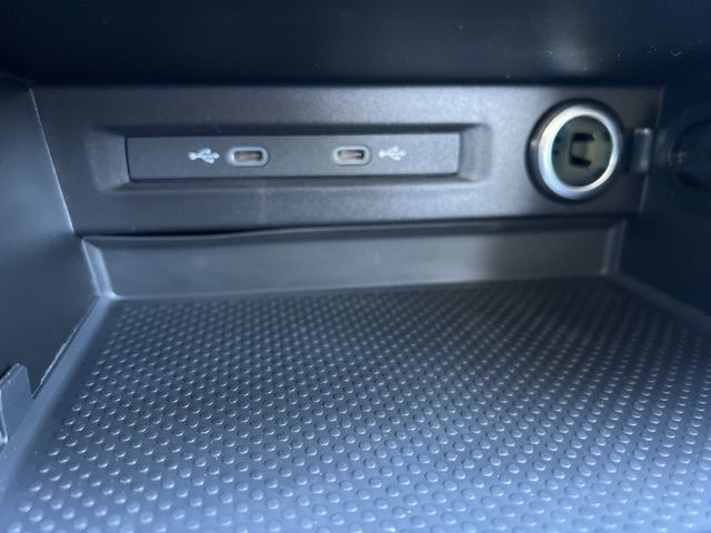 2025 Volkswagen Taos S photo 15
