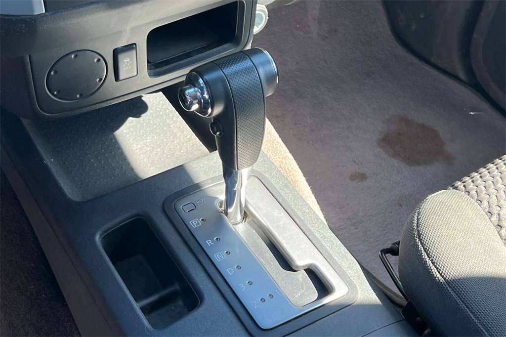 2017 Nissan Frontier SV photo 21