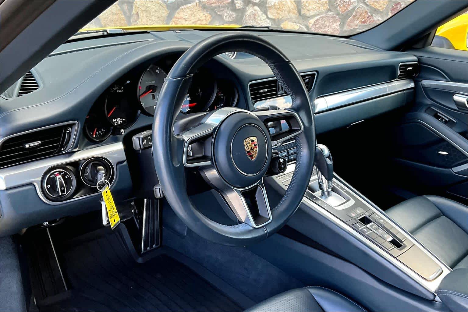 2017 Porsche 911 S photo 4