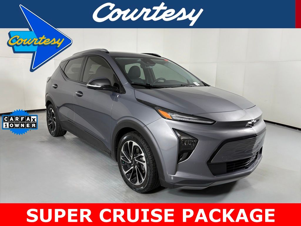 2022 Chevrolet Bolt EUV Premier's photo