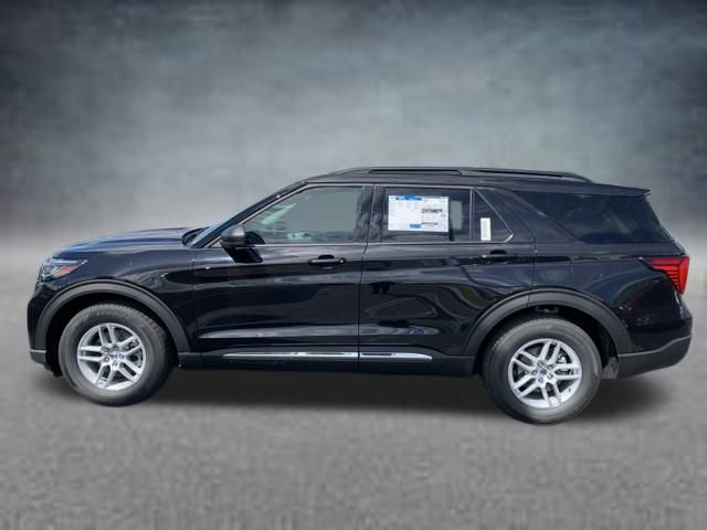 2025 Ford Explorer photo 4
