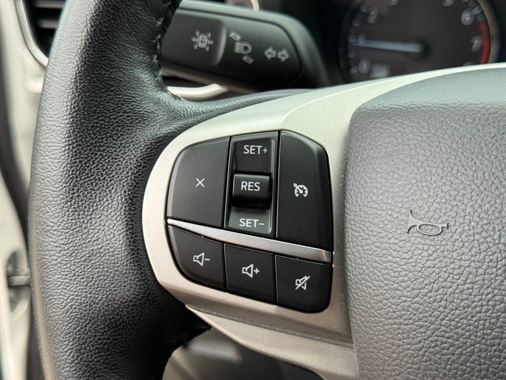 2022 Ford Explorer XLT photo 16