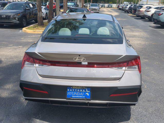 2025 Hyundai Elantra Limited photo 4