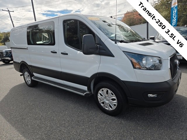 2024 Ford Transit Cargo Van photo 2